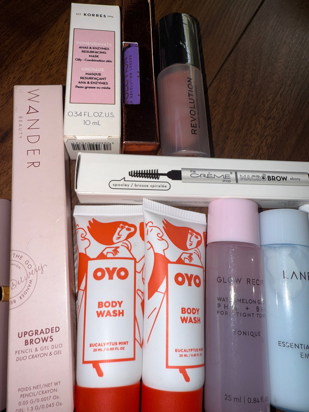 12 ITEM BUNDLE OYO // LANEIGE // GLOW RECIPE // WANDER // CREME + MORE