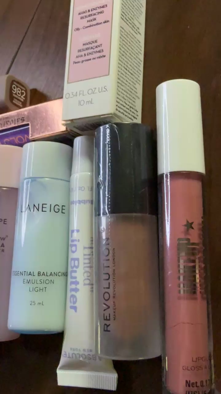12 ITEM BUNDLE OYO // LANEIGE // GLOW RECIPE // WANDER // CREME + MORE